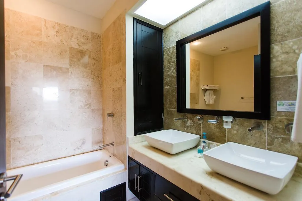 Oceanfront El Faro Surf 302 Apartment Playa del Carmen Mexico